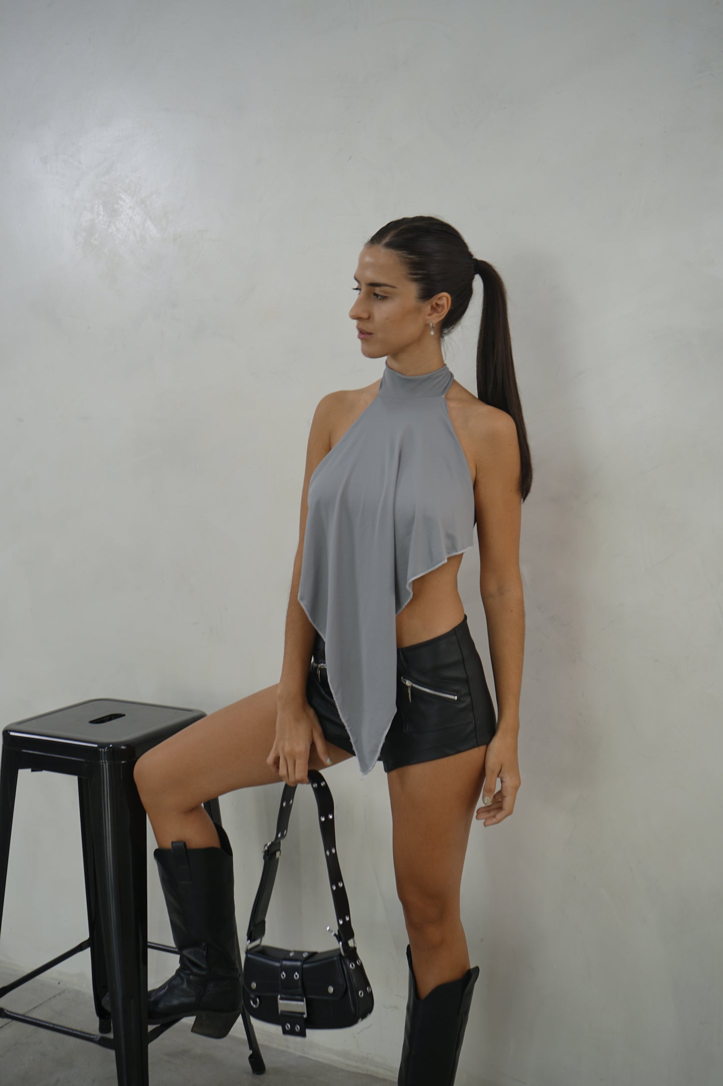Top Mía Gris